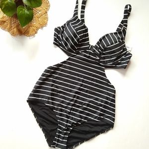 old navy striped swimsuit